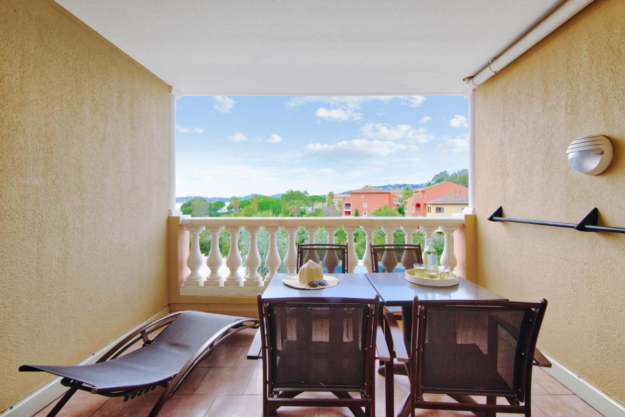 لي إيسامبر Residence Pierre & Vacances Premium Les Calanques Des Issambres المظهر الخارجي الصورة