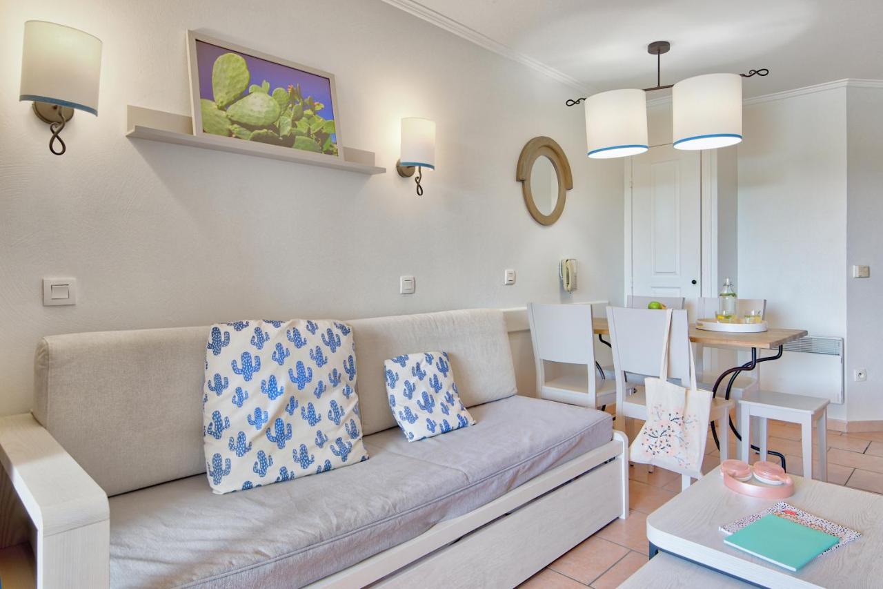 لي إيسامبر Residence Pierre & Vacances Premium Les Calanques Des Issambres المظهر الخارجي الصورة
