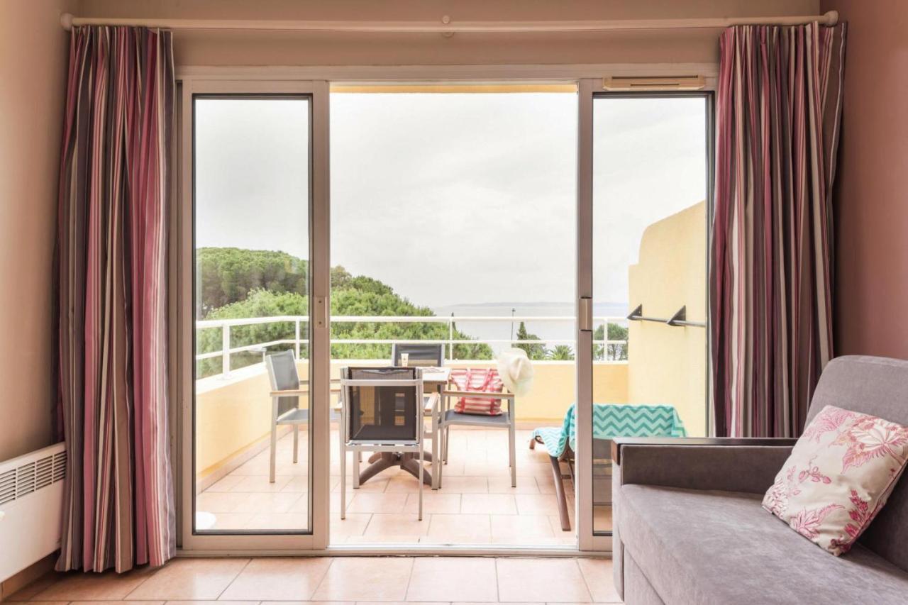لي إيسامبر Residence Pierre & Vacances Premium Les Calanques Des Issambres المظهر الخارجي الصورة