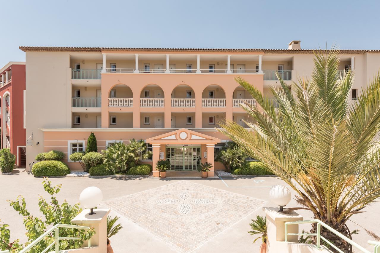لي إيسامبر Residence Pierre & Vacances Premium Les Calanques Des Issambres المظهر الخارجي الصورة