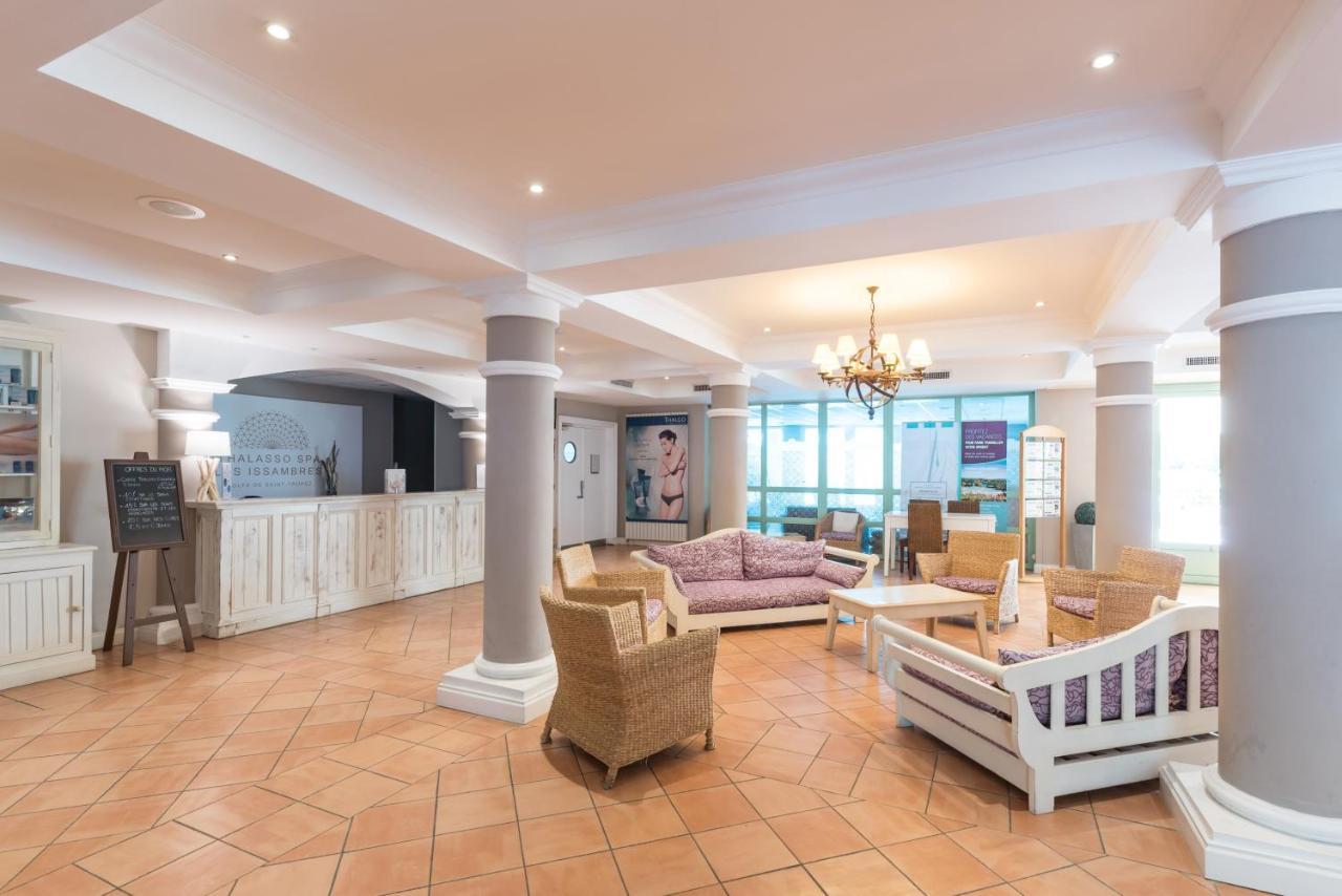 لي إيسامبر Residence Pierre & Vacances Premium Les Calanques Des Issambres المظهر الخارجي الصورة