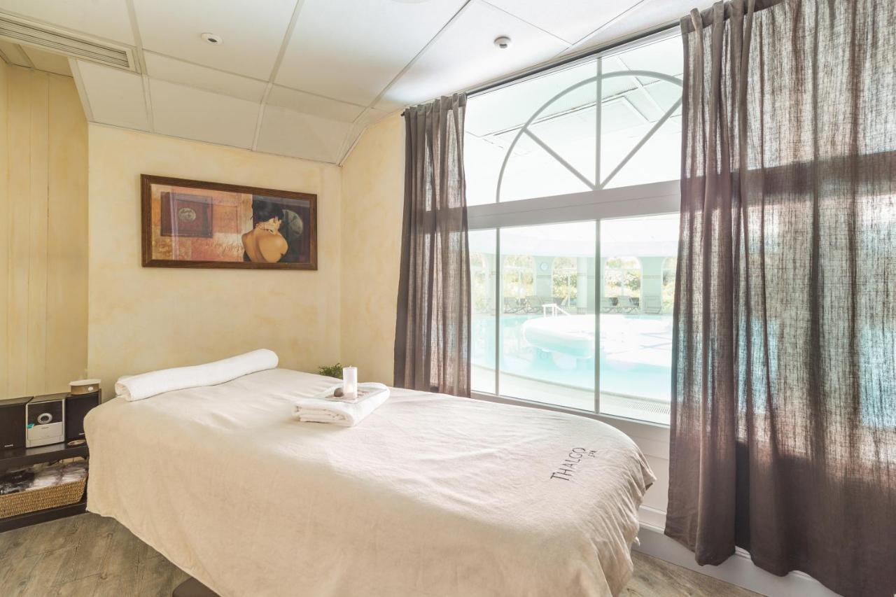 لي إيسامبر Residence Pierre & Vacances Premium Les Calanques Des Issambres المظهر الخارجي الصورة